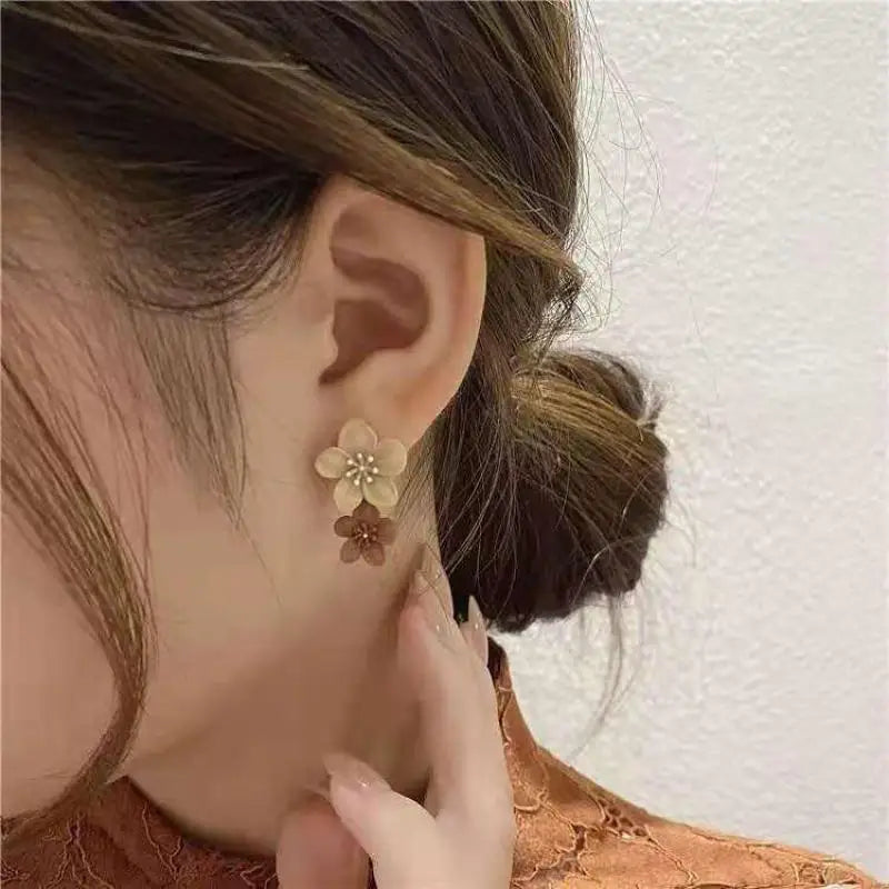 Chic Bloom: Vintage French Flower Drop Earrings